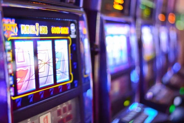 kakek Japan Pools Andar Bahar live-dealer table with professional croupier and real-time card play