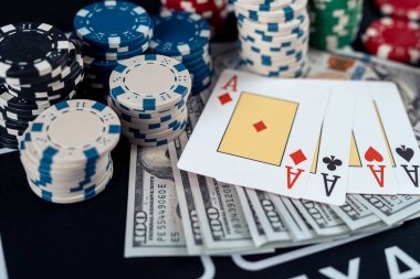 kakek live-dealer studio featuring professional croupier, multi-camera HD broadcast, and baccarat table setup
